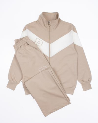 2023_08_08_0076637 2023_08_08_0076637